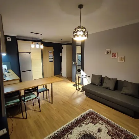 Apartment Wola Warschau